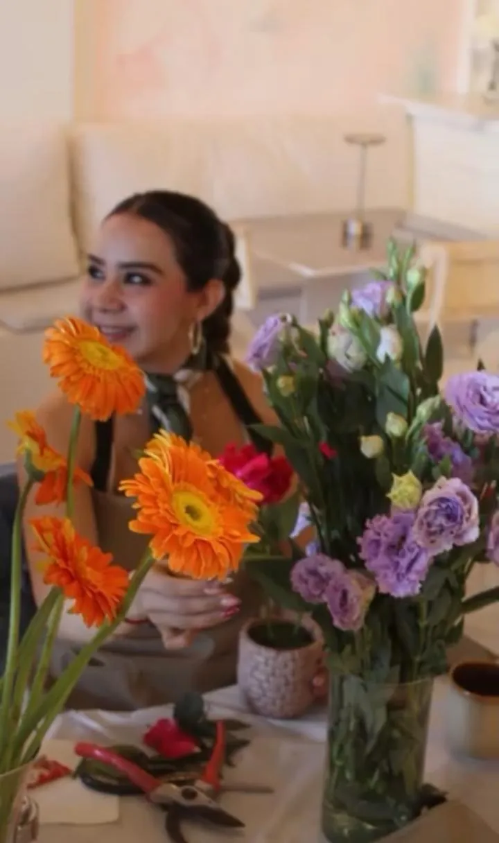Taller de Día de las Flores x Alhara en Pan & Pétalo